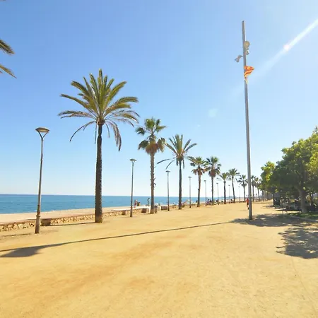 Homeholidaysrentals Palm - Costa Barcelona Apartment Canet De Mar