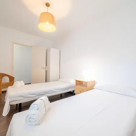 Homeholidaysrentals Palm - Costa Barcelona Apartment *